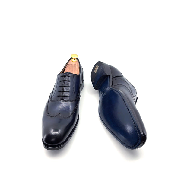 Ugo Vasare Leather Wingtip Oxford - Navy
