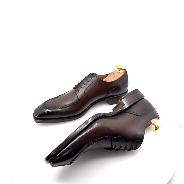Ugo Vasare "Norman" Calfskin Lace-Up Split-Toe Oxford -Brown