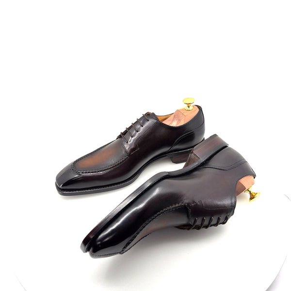 Ugo Vasare "Norman" Calfskin Lace-Up Split-Toe Derby - Cognac