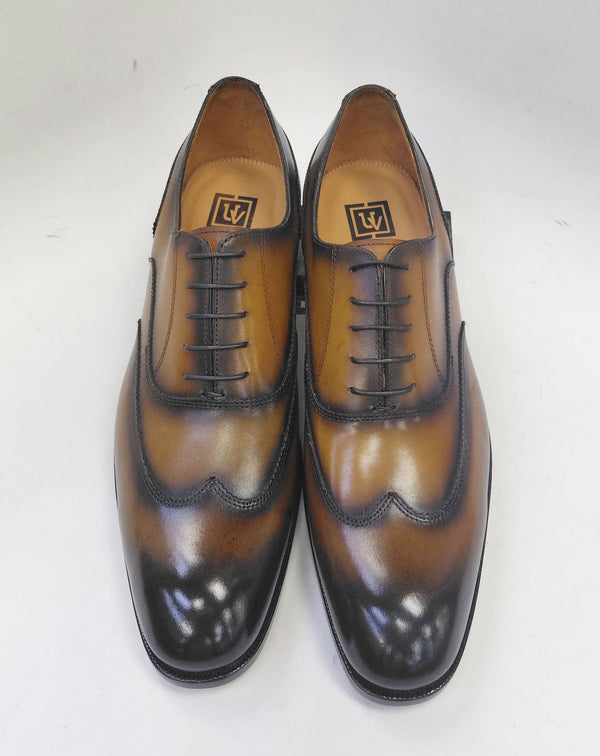 Ugo Vasare Leather Wingtip Oxford - Caramel