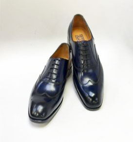 Ugo Vasare Leather Wingtip Oxford - Navy