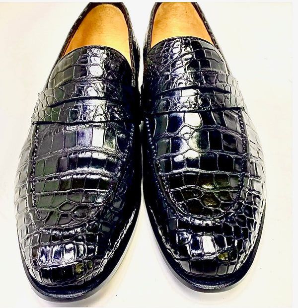 Ugo Vasare Alligator Loafer - Black