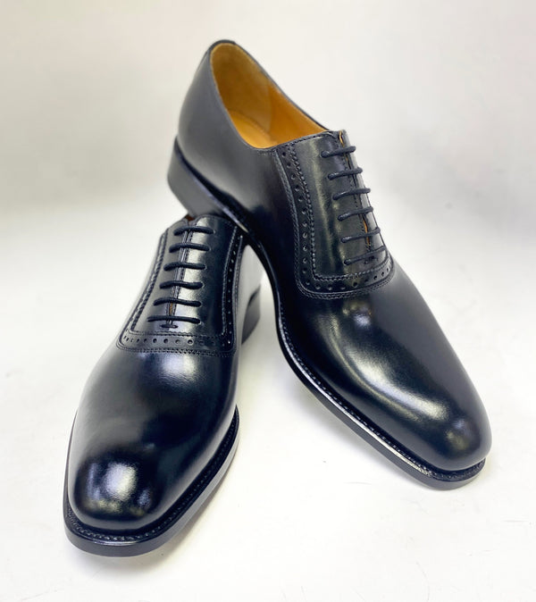 Ugo Vasare Calfskin Oxford - Black