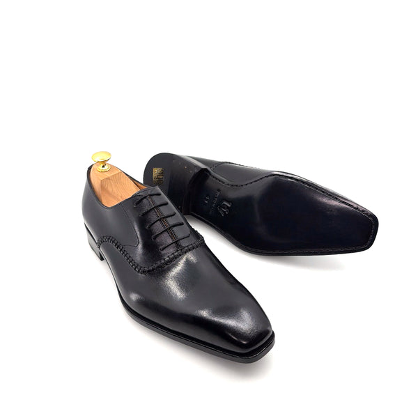 Ugo Vasare "Daniel" Burnished Calfskin Lace-Up Oxford Black