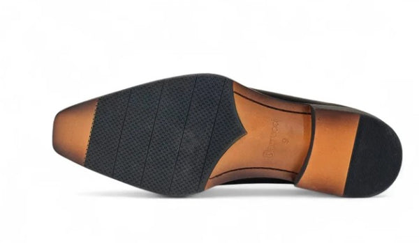 Carrucci Wholecut Calfskin Oxford - Black