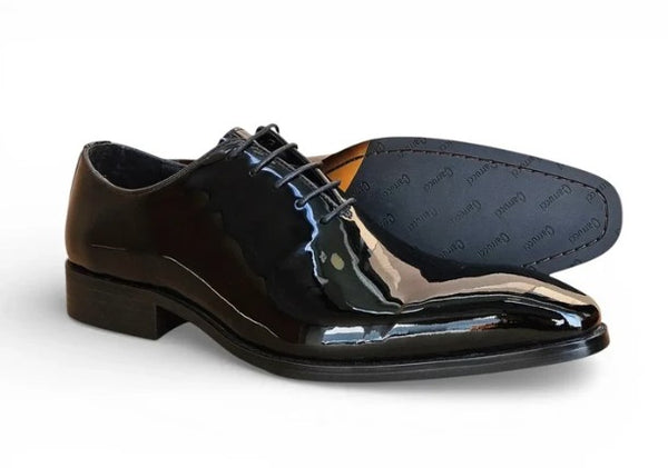 Carrucci Patent Leather Oxford - Black