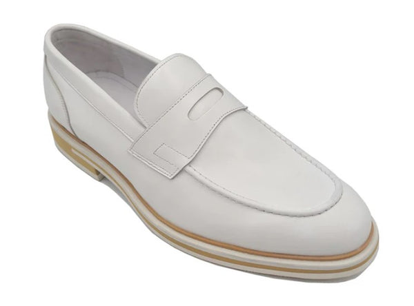 Carrucci Calfskin Penny Loafer - White