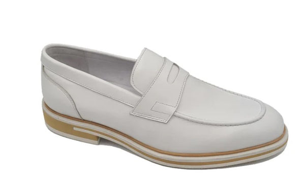 Carrucci Calfskin Penny Loafer - White