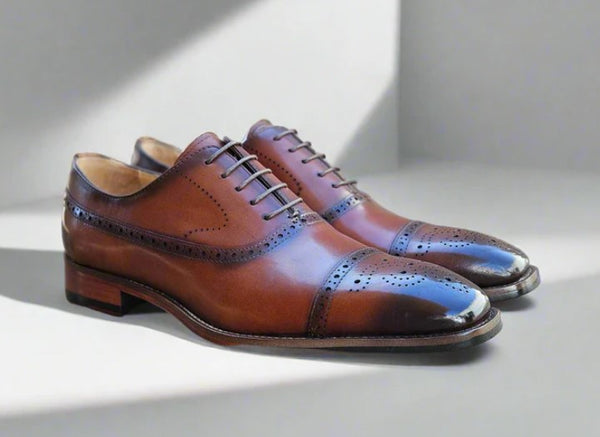 Carrucci Calfskin Lace-Up Shoe - Whiskey
