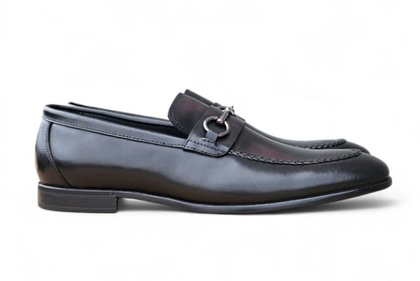 Carrucci Madison Calfskin Loafer - Black