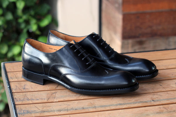 Ugo Vasare Wick Calfskin Wingtip - Black