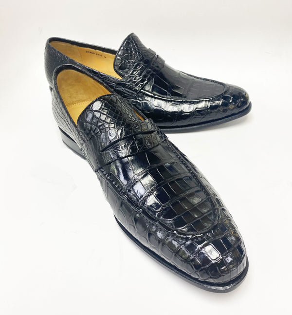Ugo Vasare Alligator Loafer - Black