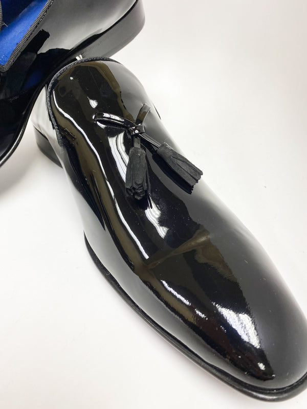Jean Pierre Shiny Calfskin Tasseled Loafer - Black