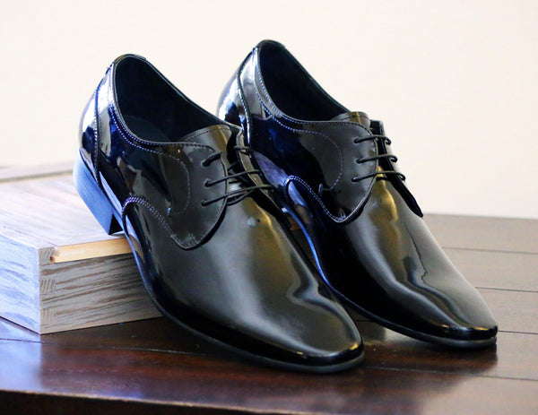 Carrucci Patent Leather Oxford - Black