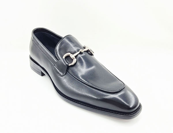 Carrucci Calfskin Loafer - Black