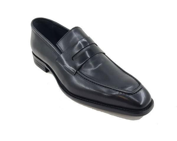Carrucci Patina Calfskin Loafer - Black