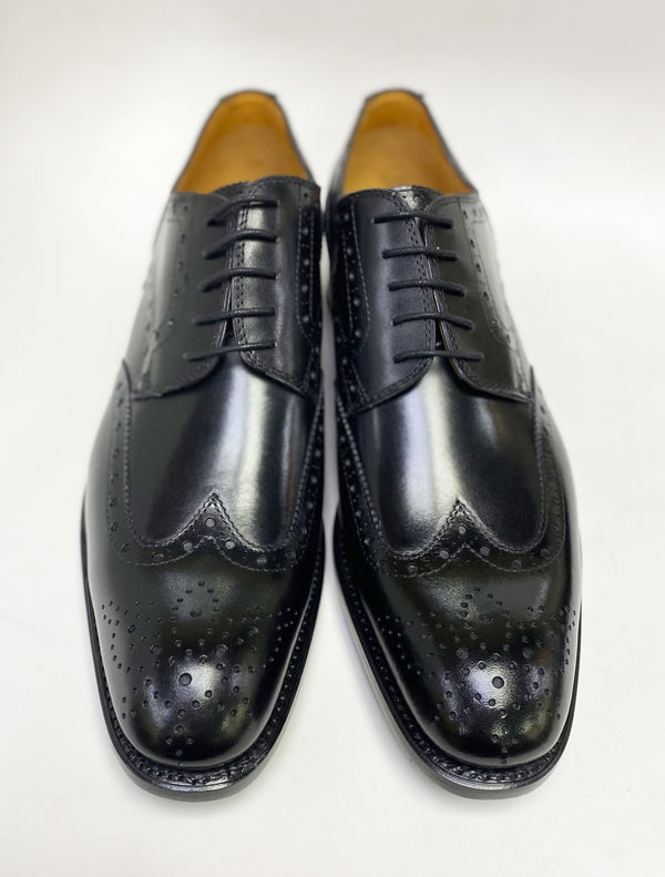 Ugo Vasare Calfskin Wingtip Oxford - Black