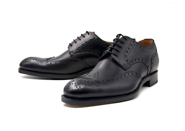 Ugo Vasare Calfskin Wingtip Oxford - Black