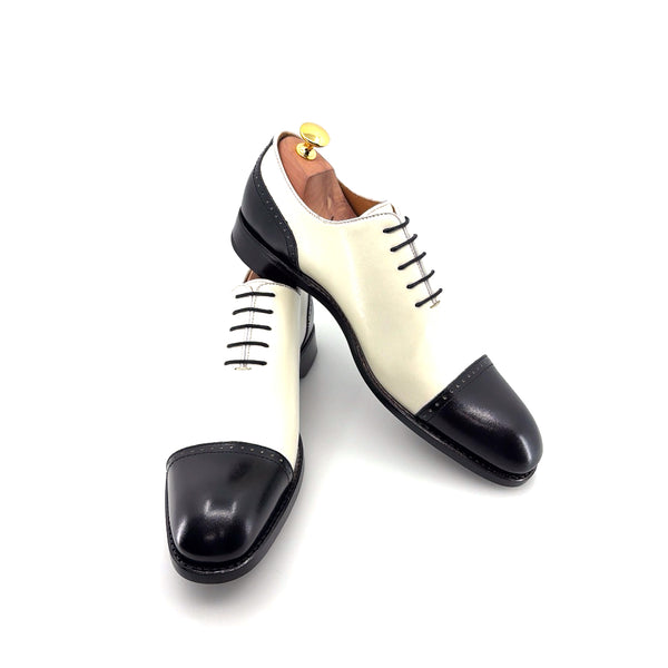 Ugo Vasare Anthony Calfskin Oxford - Black/Bone