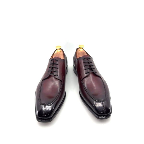 Ugo Vasare "Norman" Calfskin Lace-Up Split-Toe Derby - Burgundy