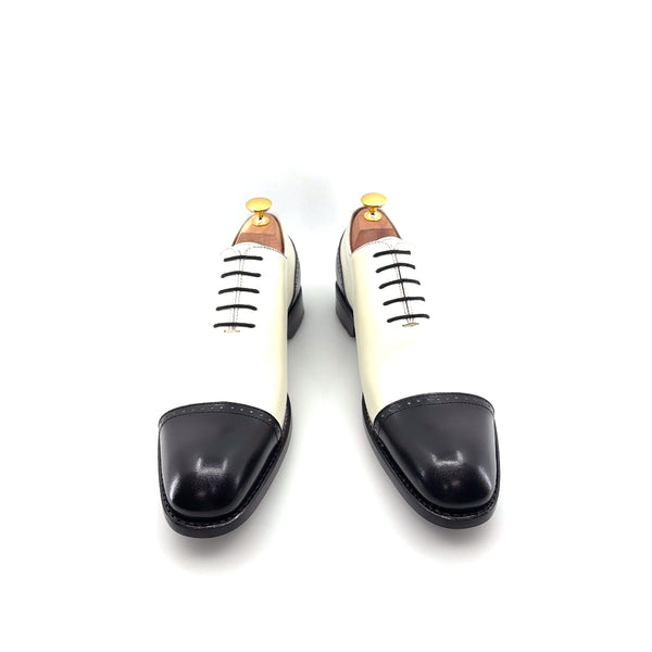 Ugo Vasare Anthony Calfskin Oxford - Black/Bone