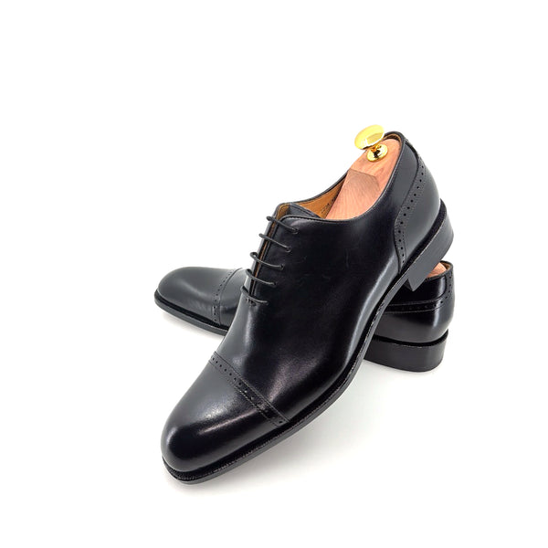Ugo Vasare Calfskin Oxford - Black