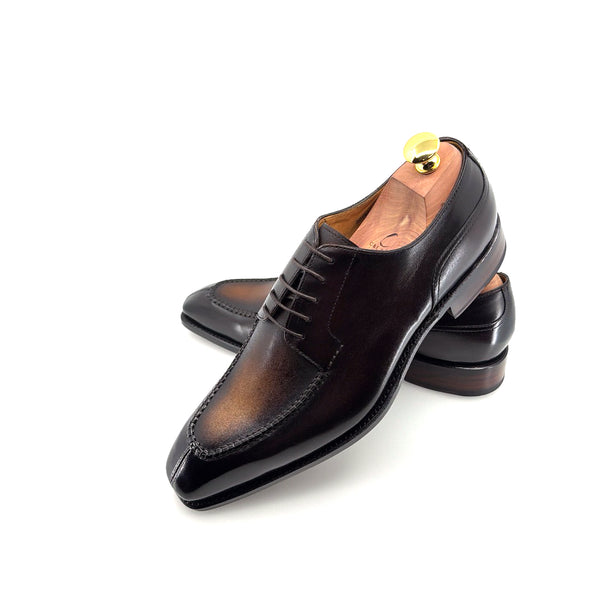 Ugo Vasare "Norman" Calfskin Lace-Up Split-Toe Derby - Cognac