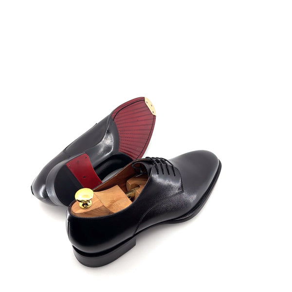 Maurice E Leather Lace-Up Derby - Black