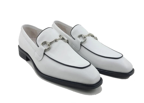 Carrucci Calfskin Loafer - White