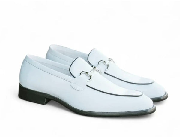 Carrucci Calfskin Loafer - White