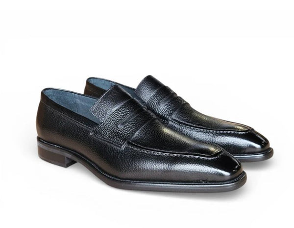 Carrucci Pebbled Leather Penny Loafer - Black