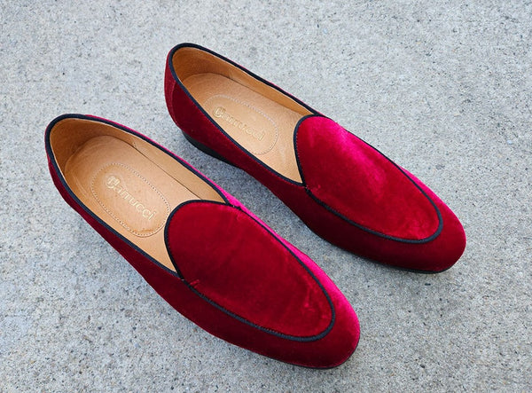 C&E Carrucci Velvet Loafer - Red