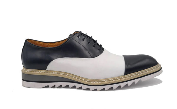 Carrucci Leather Lace-Up Oxford - Black/White