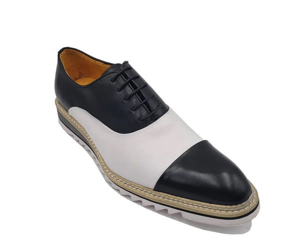 Carrucci Leather Lace-Up Oxford - Black/White