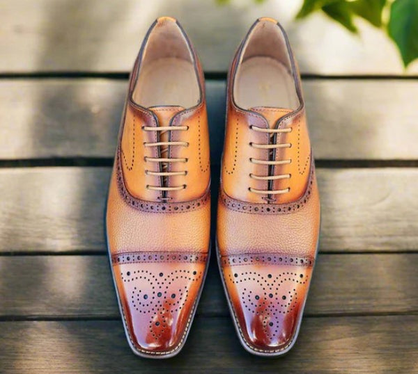 Carrucci Calfskin Lace-Up Shoe - Cognac
