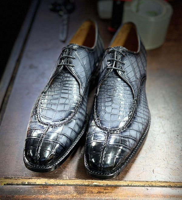Ugo Vasare Jayden Alligator Shoe - Grey