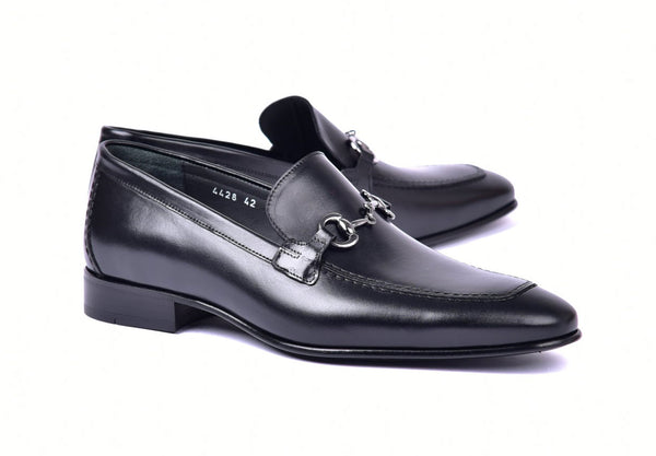 Corrente Leather Buckle Loafer - Black