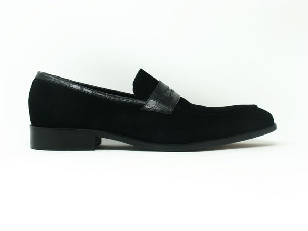 Carrucci Suede Penny Loafer - Black