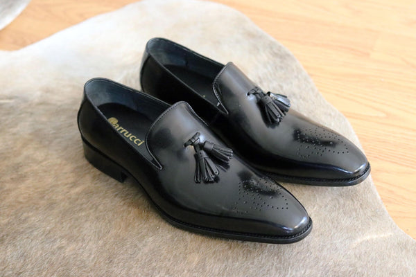 Carrucci Shoes Calfskin Loafer - Black
