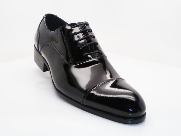 Carrucci Leather Oxford - Black