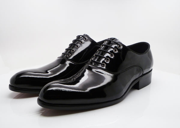 Carrucci Patent Leather Oxford - Black