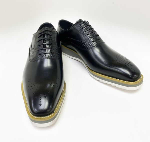 Maurice Calfskin Lace-Up Shoe - Black