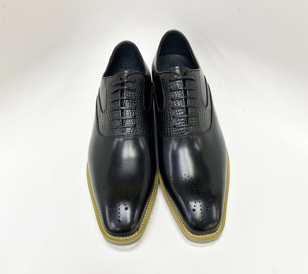 Maurice Calfskin Lace-Up Shoe - Black